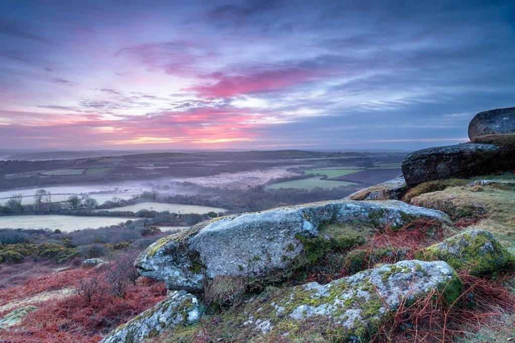 شقة The Luxury Dartmoor Den, Dartmoor, Devon اشبورتون المظهر الخارجي الصورة